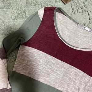 Y2K Scoop Neck Long Sleeve Tee in Burgundy, Sage & Heathered Cream